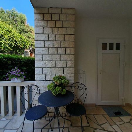 Apartmani Renata Brela Exterior foto