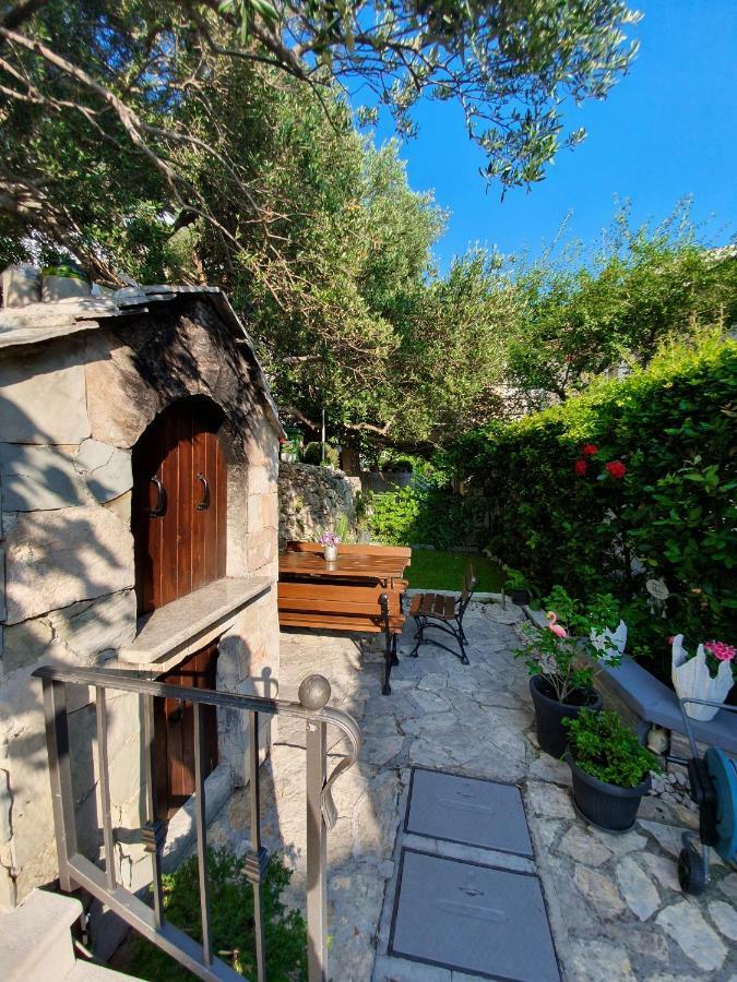 Apartmani Renata Brela Exterior foto
